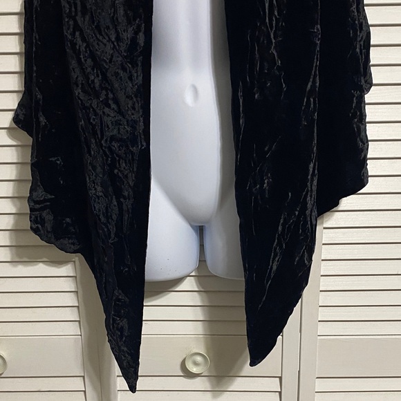 Anne Klein Crushed Velvet Black Wrap - Picture 3 of 8